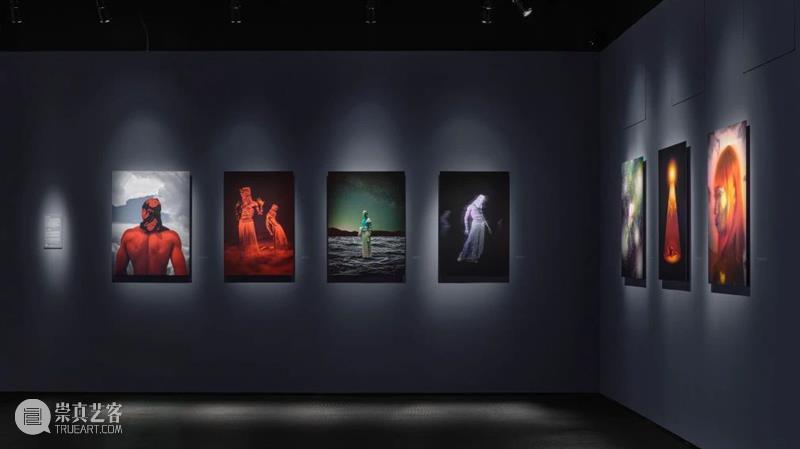 开创性当代非洲影像艺术展《非凡现实主义》今日开展 Fotografiska 非凡现实主义 影像 开创性 非洲 艺术展 现场 Fotografiska Realism Opening Today 崇真艺客